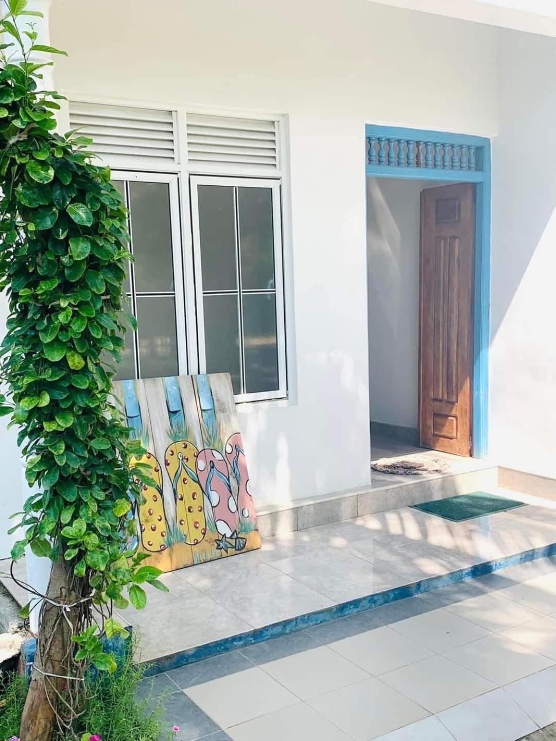 The Beach House , Nilaveli , 亭可马里 外观 照片